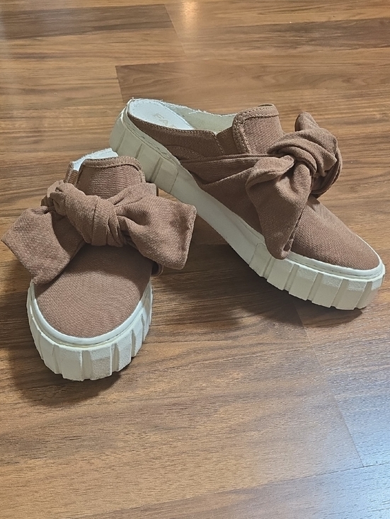 FARM Rio Shoes - FARM Rio Canvas Platform Bow Mule Sneakers
